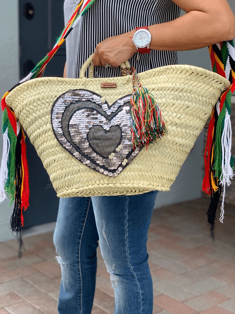 Chili Black Heart Straw Beach Bag